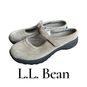 L.L. Bean Women's Size 8.5 Beige Mary Jane Flats